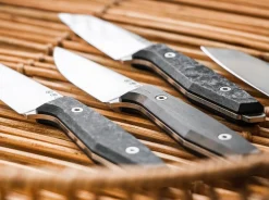 Daily Knives Ak1 Droppoint Cf