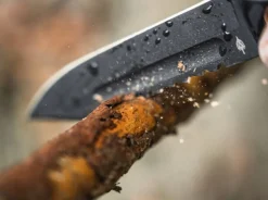 Pilot Knife