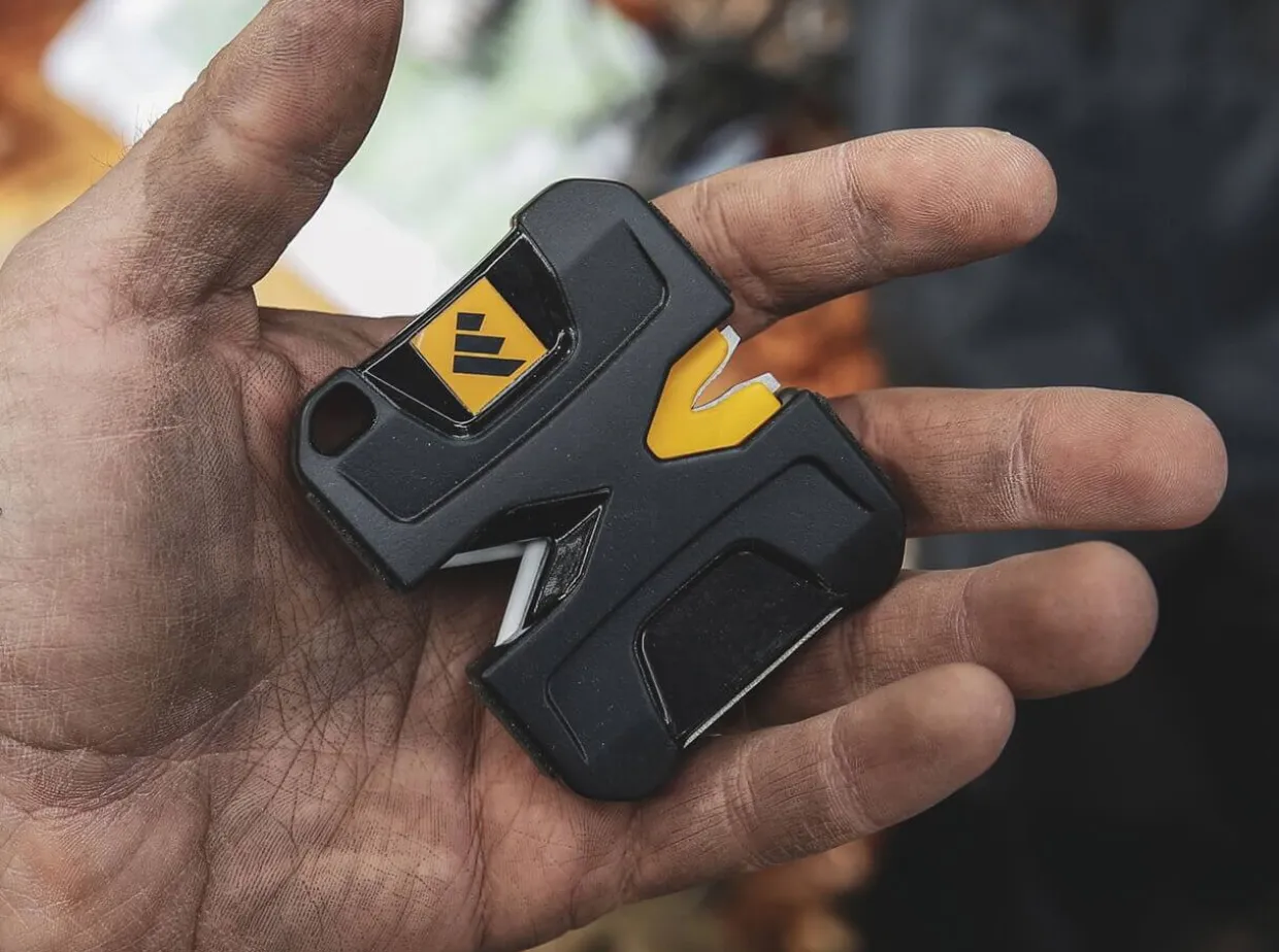 Pivot Knife Sharpener